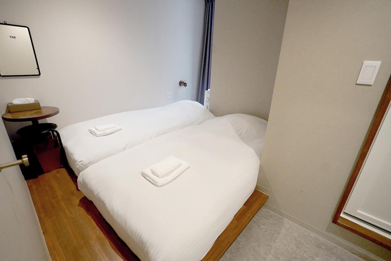 &And Hostel Shinsaibashi East Osaka Phòng bức ảnh