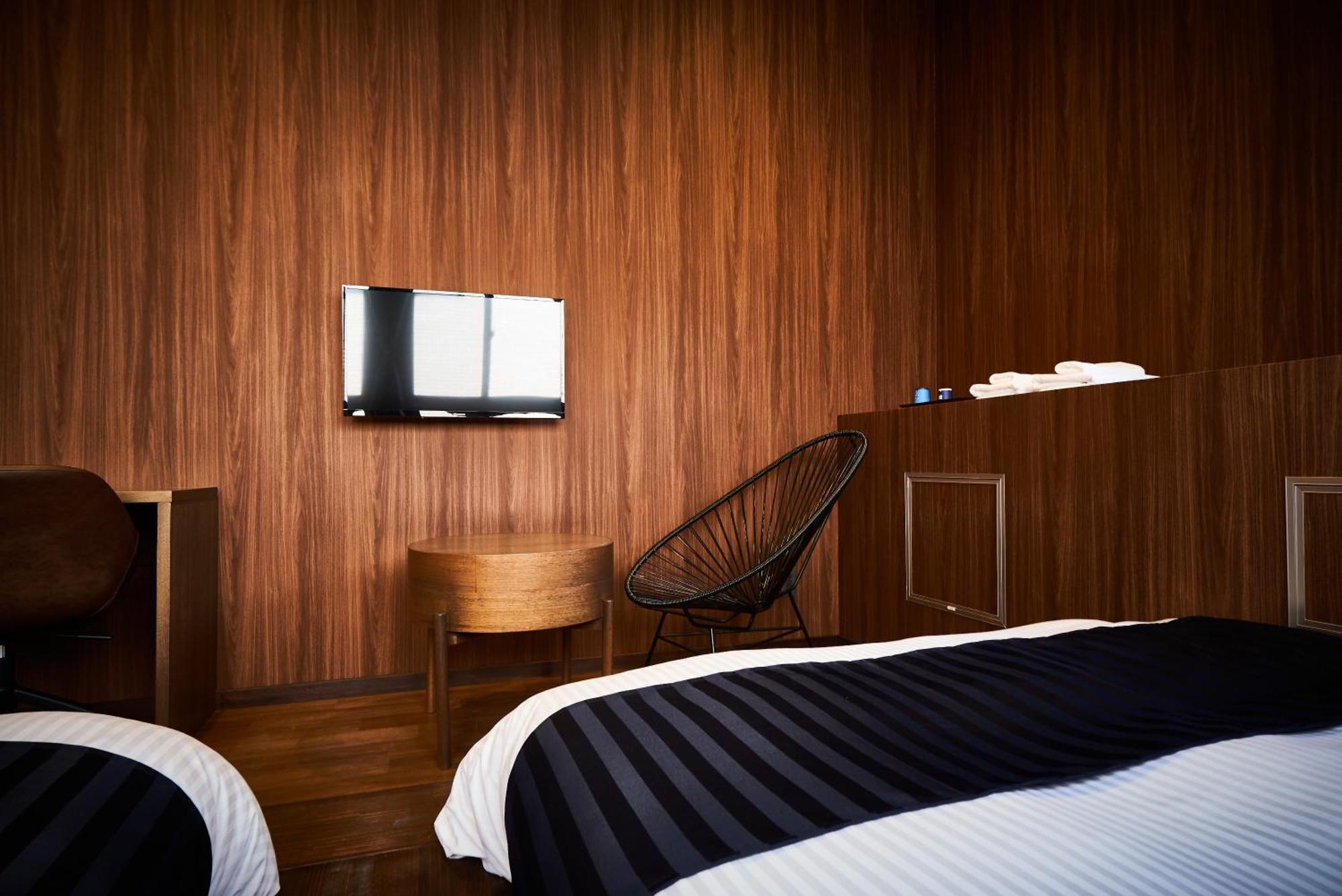 &And Hostel Shinsaibashi East Osaka Phòng bức ảnh